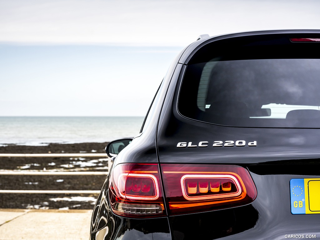 2020 Mercedes-Benz GLC 220d (UK-Spec) - Tail Light