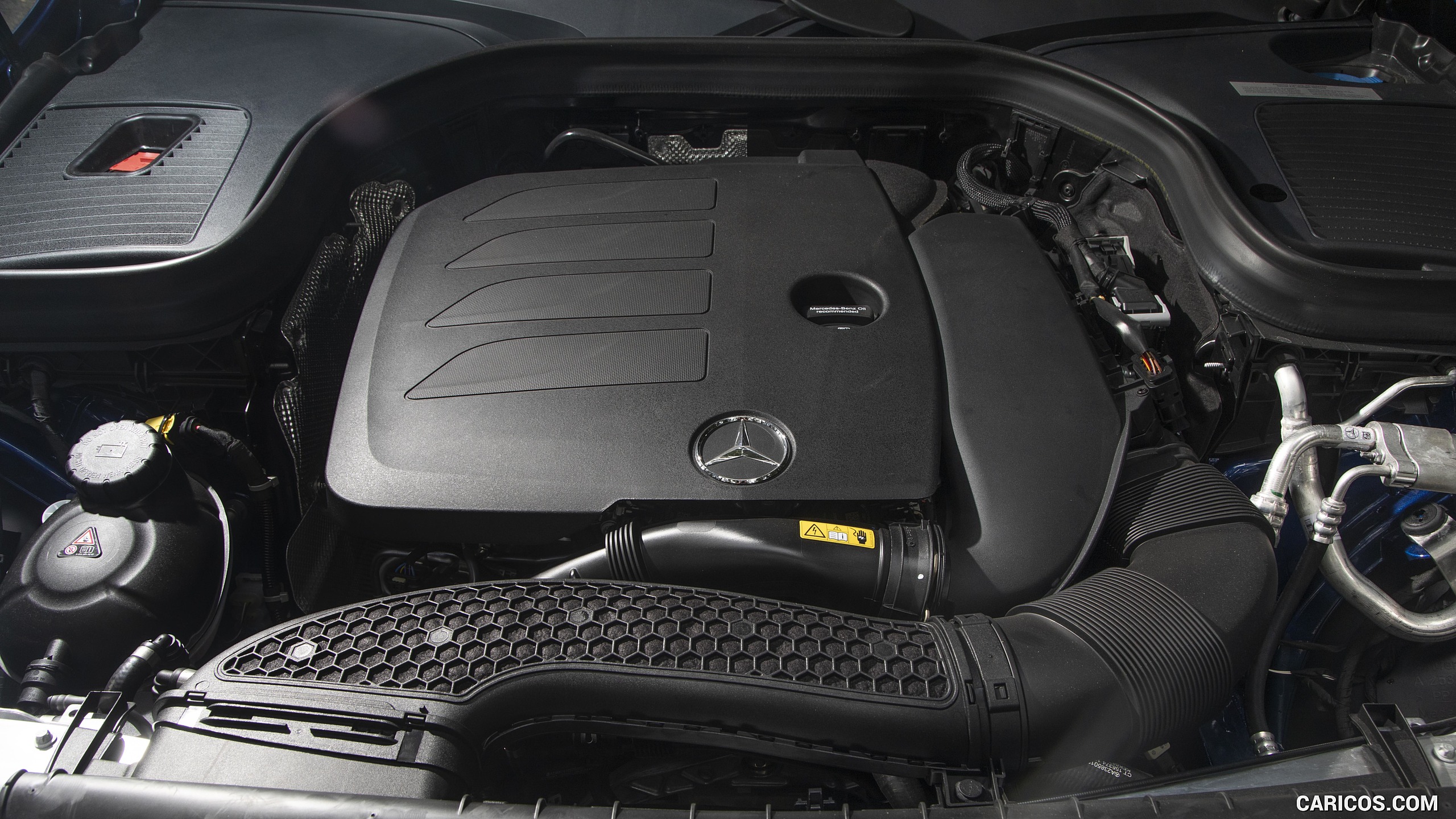2020 Mercedes-Benz GLC 300 (US-Spec) - Engine, #77 of 99