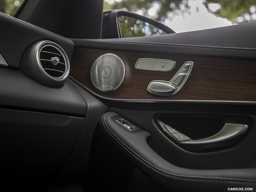 2020 Mercedes-Benz GLC 300 (US-Spec) - Interior, Detail