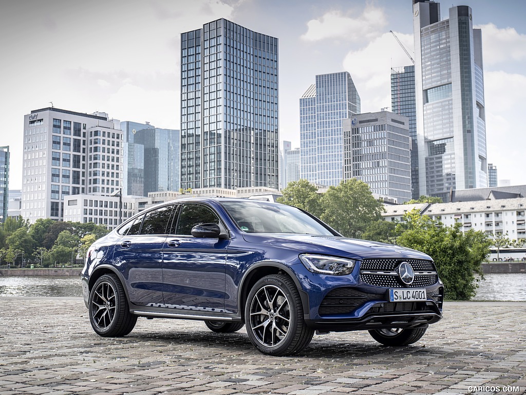 2020 Mercedes-Benz GLC 300 4MATIC Coupe (Color: Brilliant Blue Metallic) - Front Three-Quarter