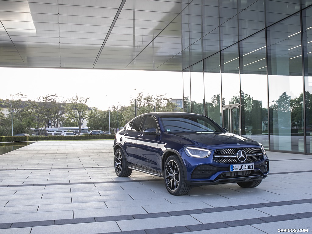 2020 Mercedes-Benz GLC 300 4MATIC Coupe (Color: Brilliant Blue Metallic) - Front Three-Quarter