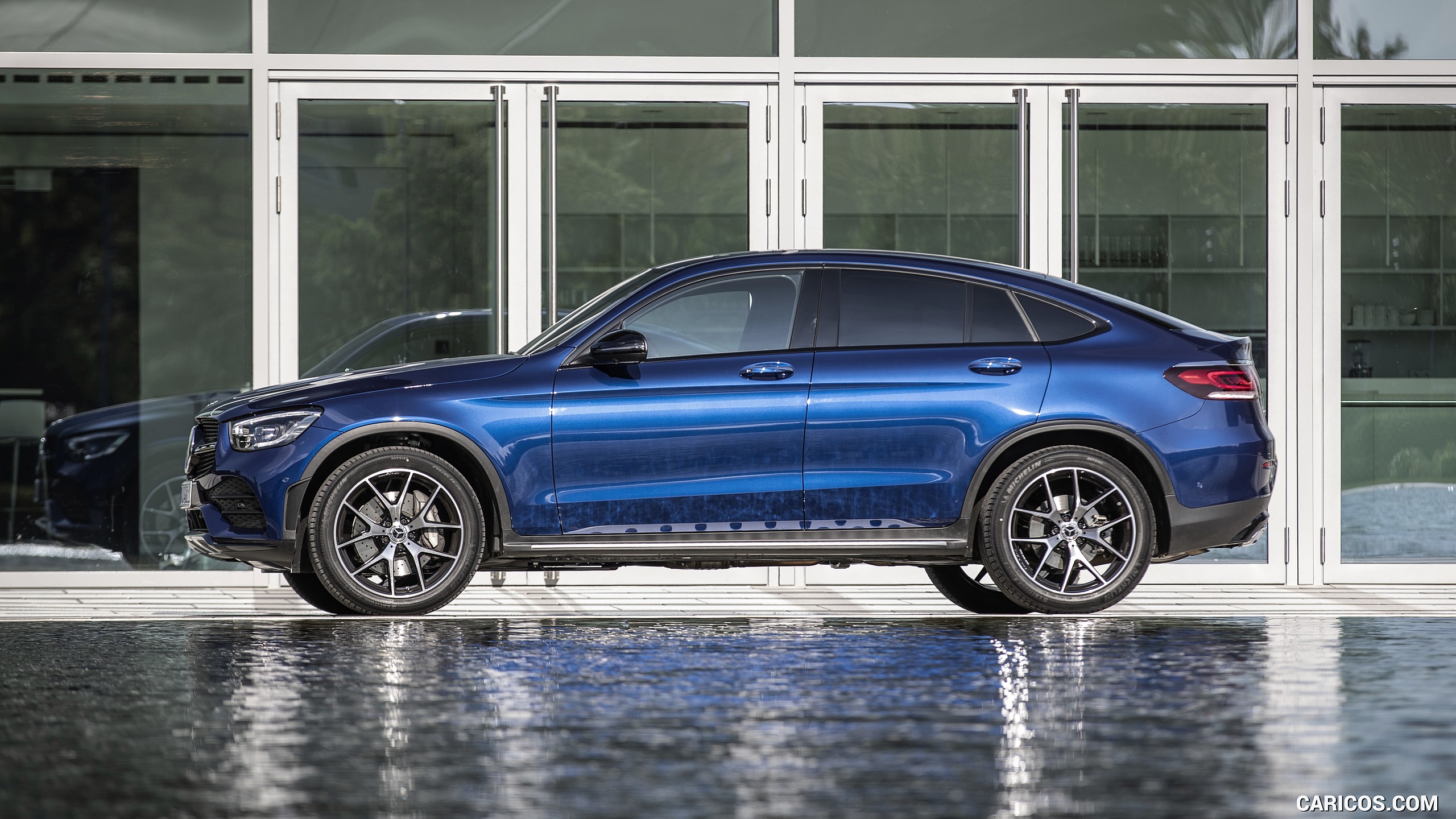 iScale Mercedes-Benz GLC Coupe (C) (brilliant blue) B