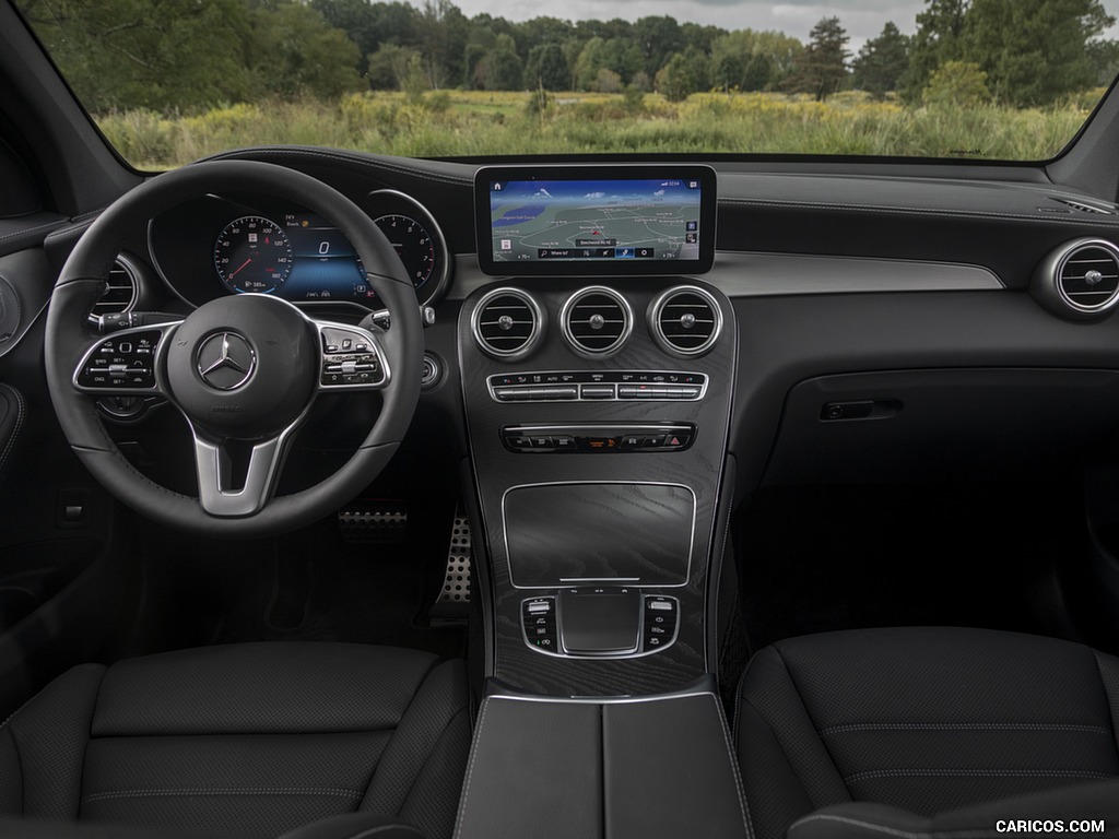 2020 Mercedes-Benz GLC 300 Coupe (US-Spec) - Interior, Cockpit