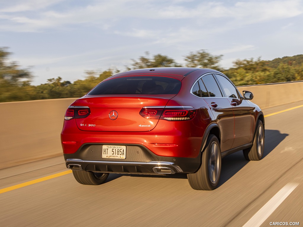 2020 Mercedes-Benz GLC 300 Coupe (US-Spec) - Rear Three-Quarter