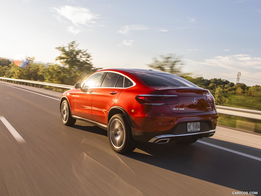 2020 Mercedes-Benz GLC 300 Coupe (US-Spec) - Rear Three-Quarter