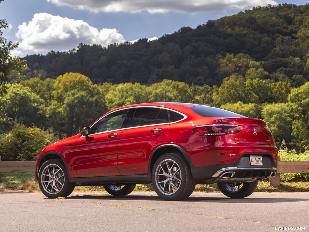 2020 Mercedes-Benz GLC 300 Coupe (US-Spec) - Rear Three-Quarter