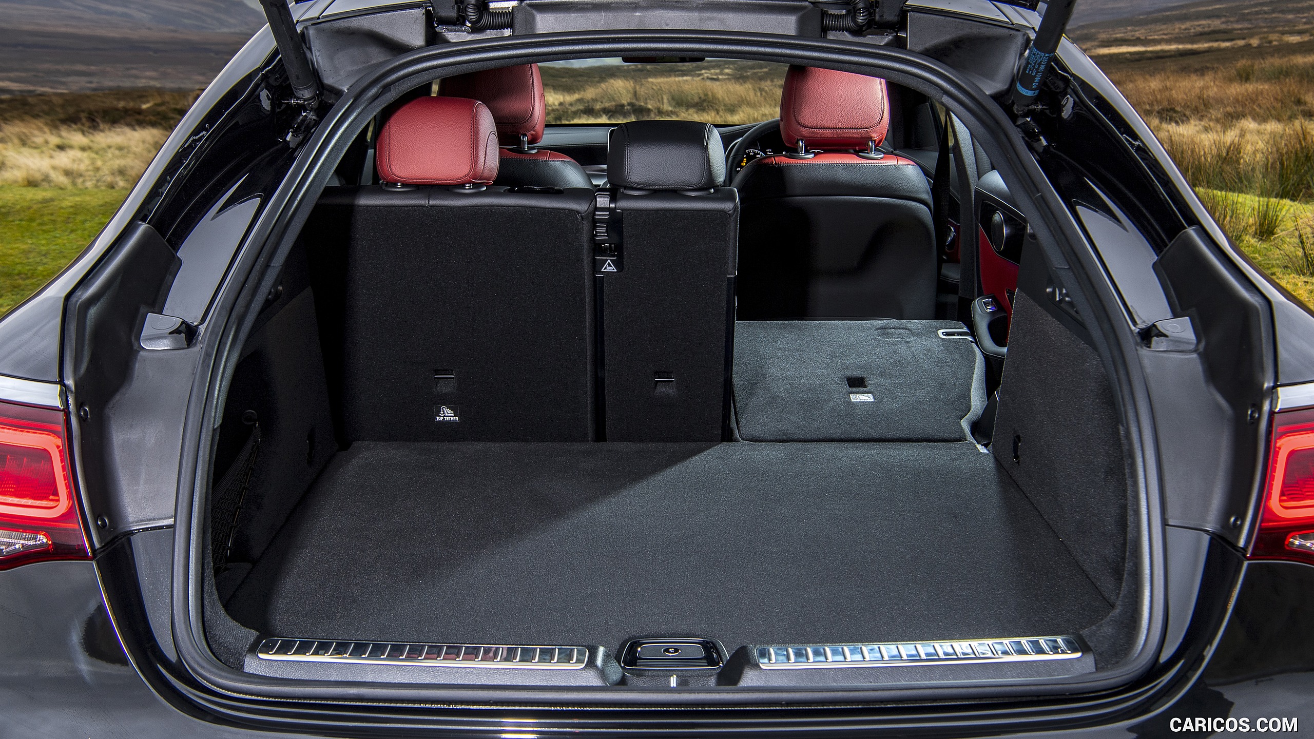 2020 Mercedes-Benz GLC Coupe (UK-Spec) - Trunk, #164 of 165