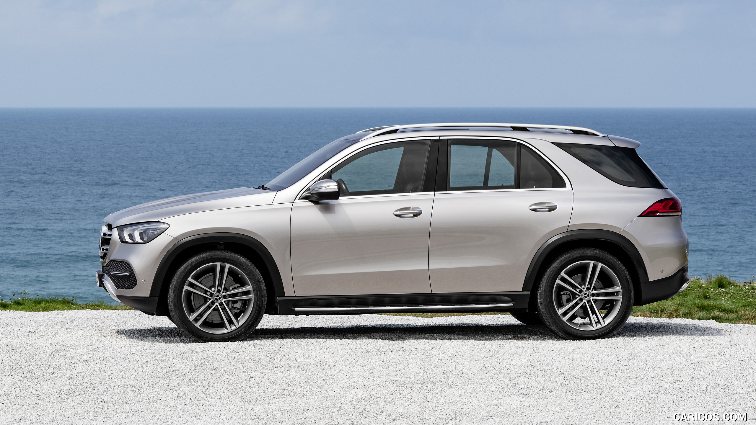 2020 Mercedes-Benz GLE (Color: Mojave Silver) - Side, #36 of 358