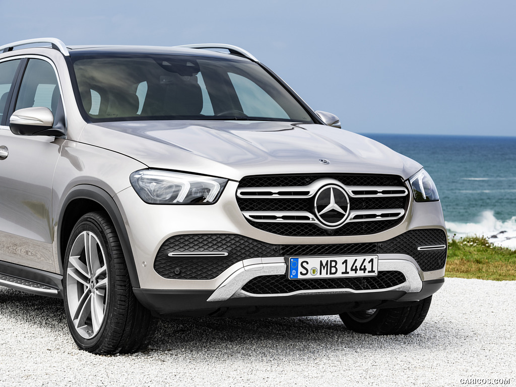 2020 Mercedes-Benz GLE (Color: Mojave Silver) - Front