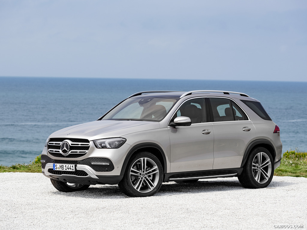 2020 Mercedes-Benz GLE (Color: Mojave Silver) - Front Three-Quarter