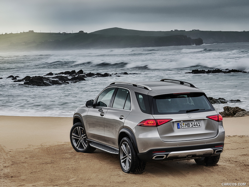 2020 Mercedes-Benz GLE (Color: Mojave Silver) - Rear Three-Quarter