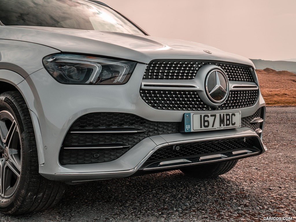 2020 Mercedes-Benz GLE 300d (UK-Spec) - Grille