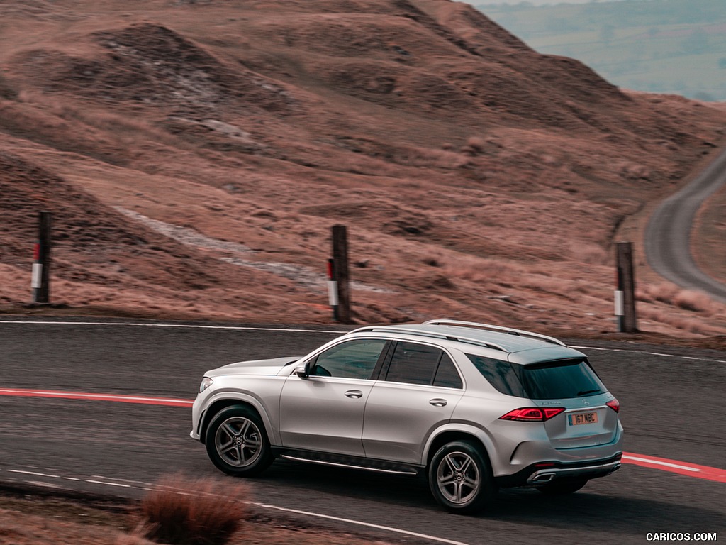 2020 Mercedes-Benz GLE 300d (UK-Spec) - Rear Three-Quarter