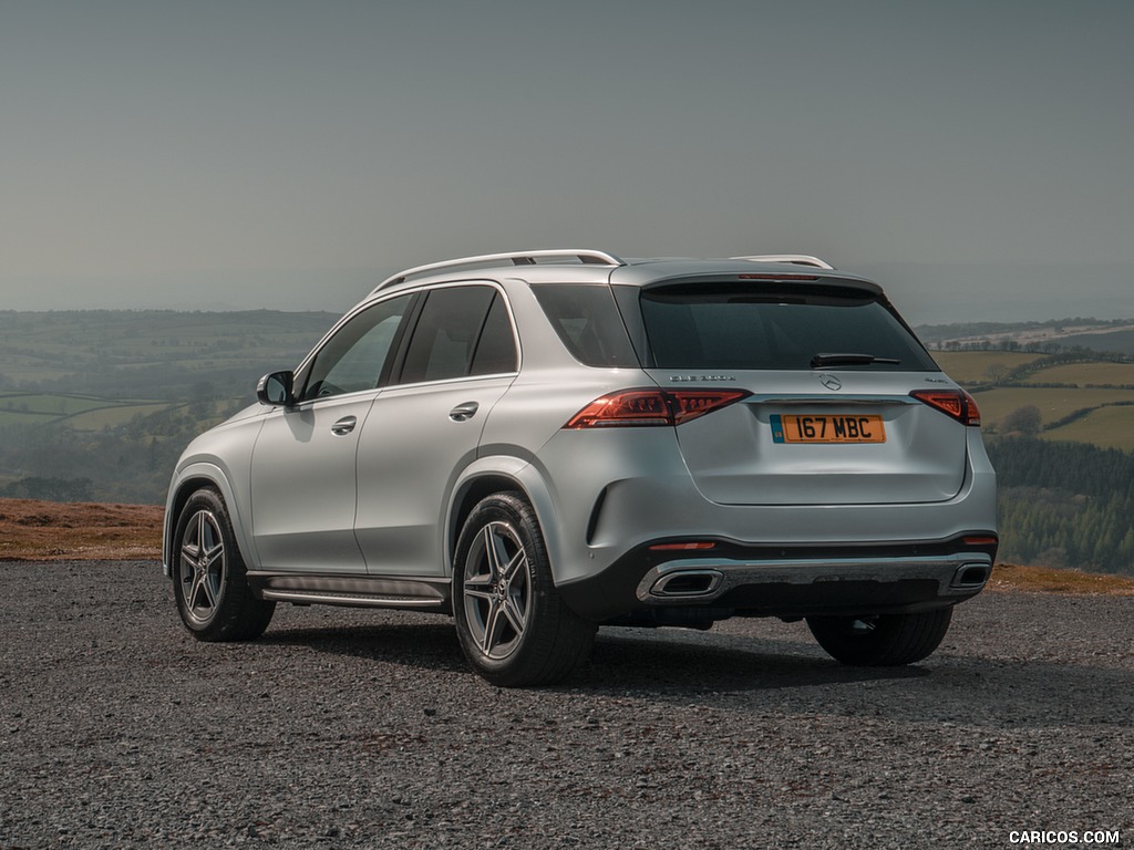 2020 Mercedes-Benz GLE 300d (UK-Spec) - Rear Three-Quarter