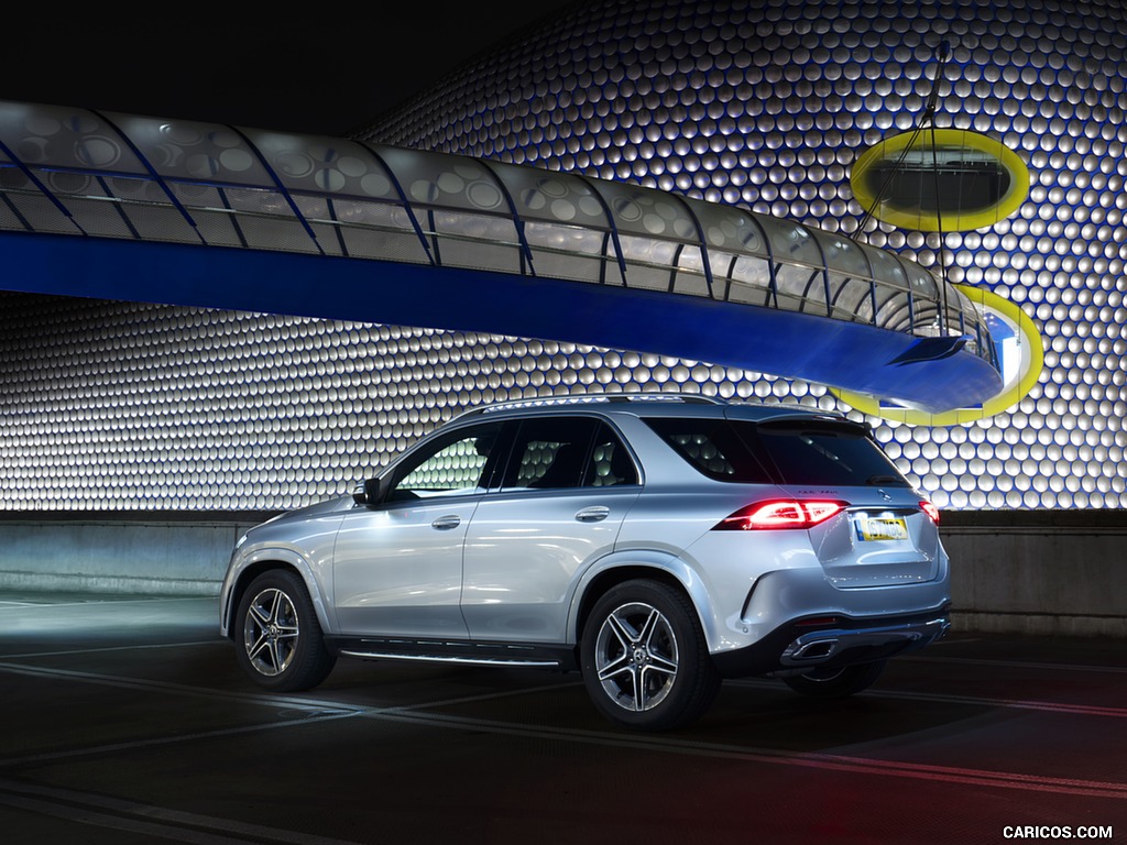 2020 Mercedes-Benz GLE 300d (UK-Spec) - Rear Three-Quarter