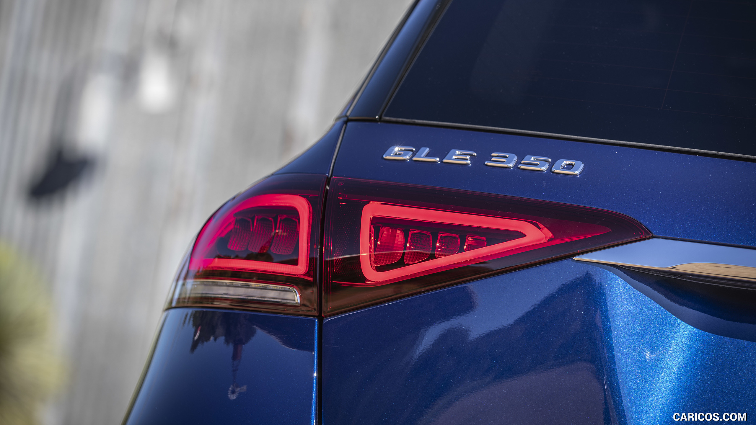 2020 Mercedes-Benz GLE 350 4MATIC (Color: Brilliant Blue; US-Spec) - Tail Light, #240 of 358
