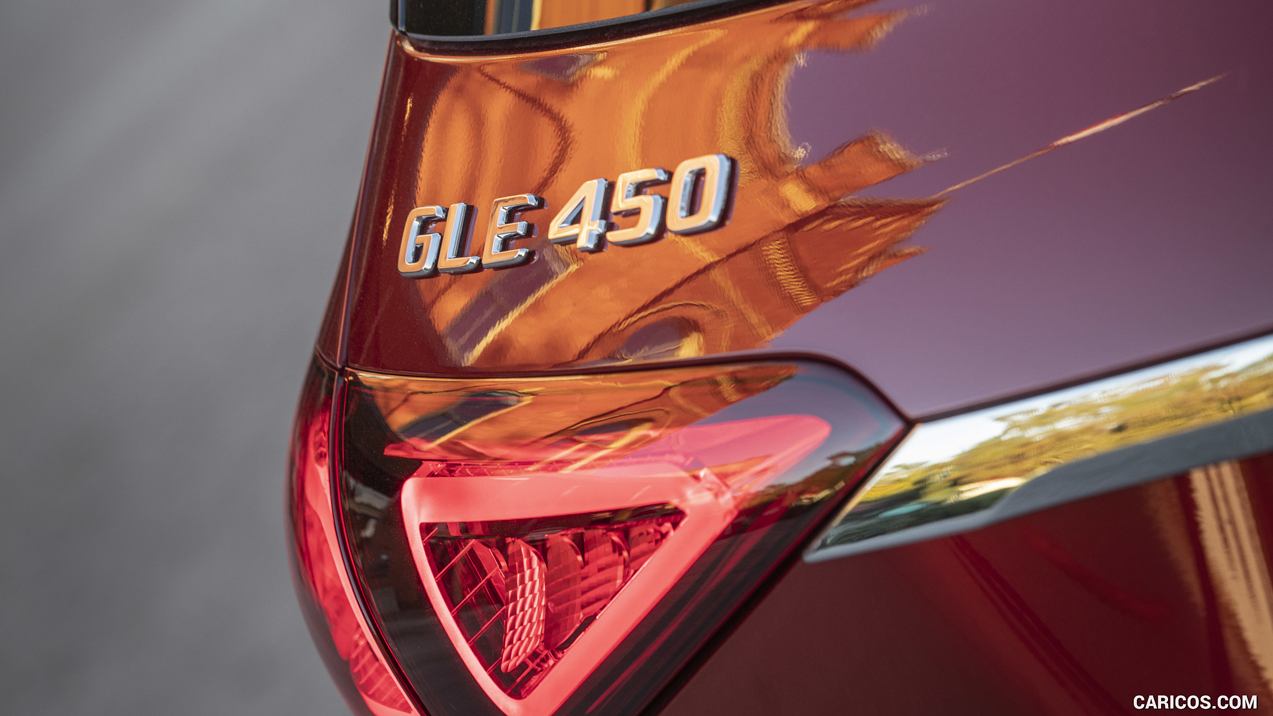 2020 Mercedes-Benz GLE 450 4MATIC (Color: Designo Hyazinth Red Metallic; US-Spec) - Detail, #300 of 358