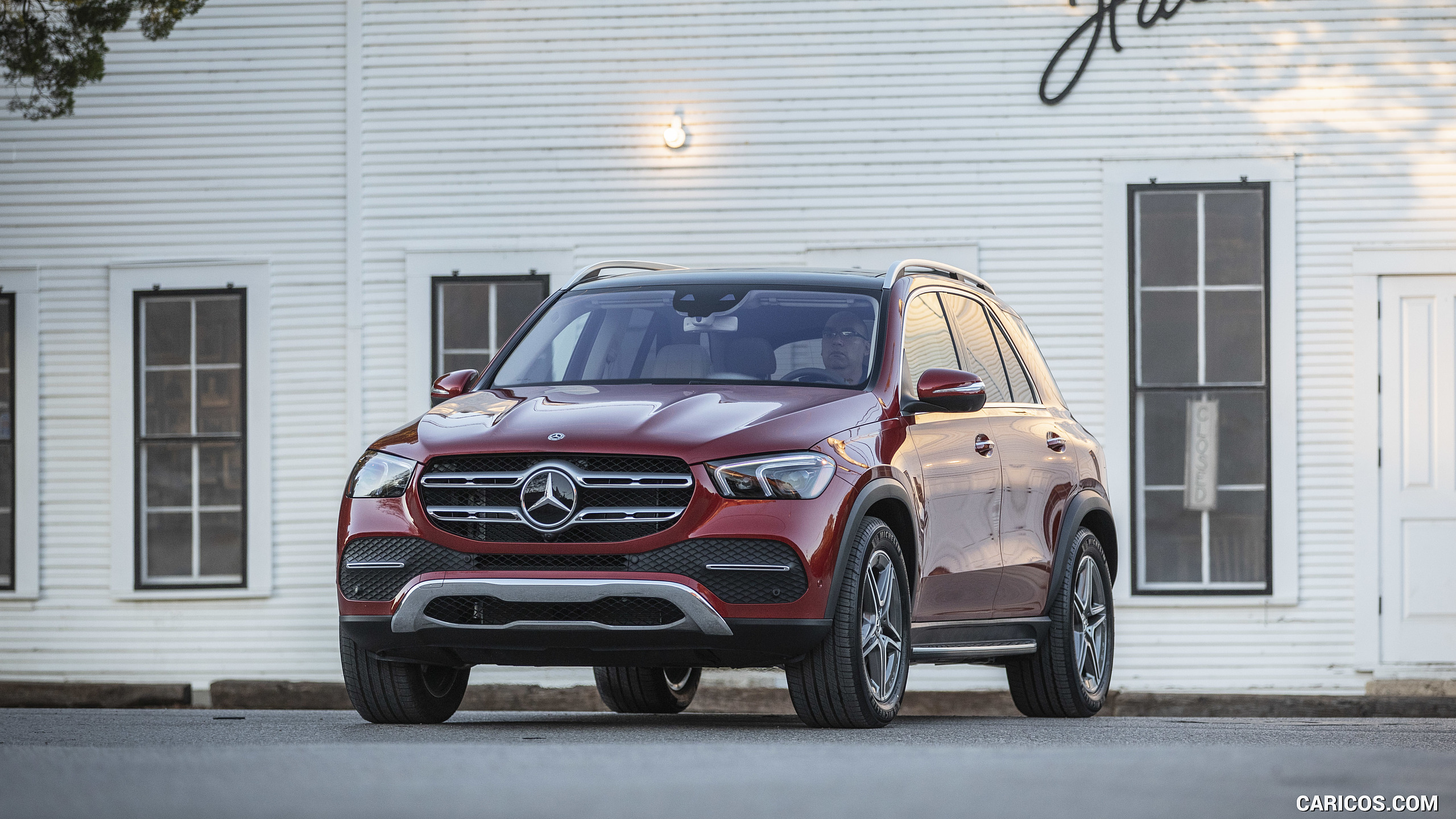 2020 Mercedes-Benz GLE 450 4MATIC (Color: Designo Hyazinth Red Metallic; US-Spec) - Front, #288 of 358