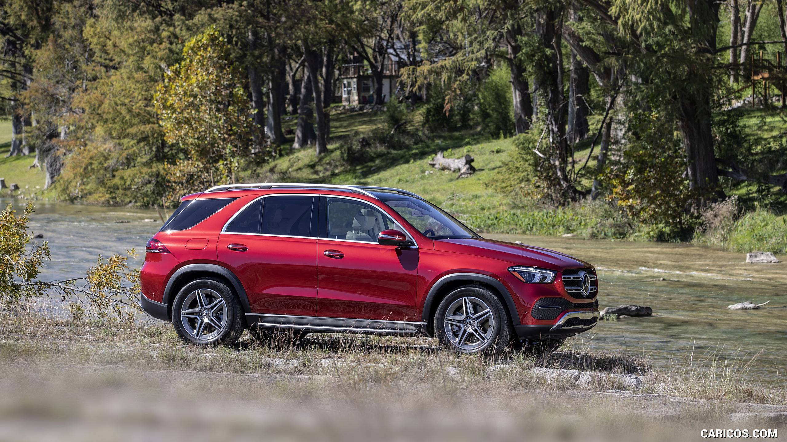 2020 Mercedes-Benz GLE 450 4MATIC (Color: Designo Hyazinth Red Metallic; US-Spec) - Off-Road, #272 of 358
