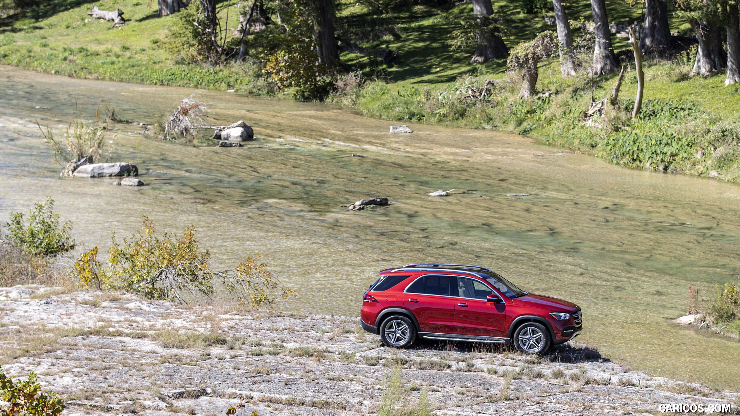 2020 Mercedes-Benz GLE 450 4MATIC (Color: Designo Hyazinth Red Metallic; US-Spec) - Off-Road, #273 of 358