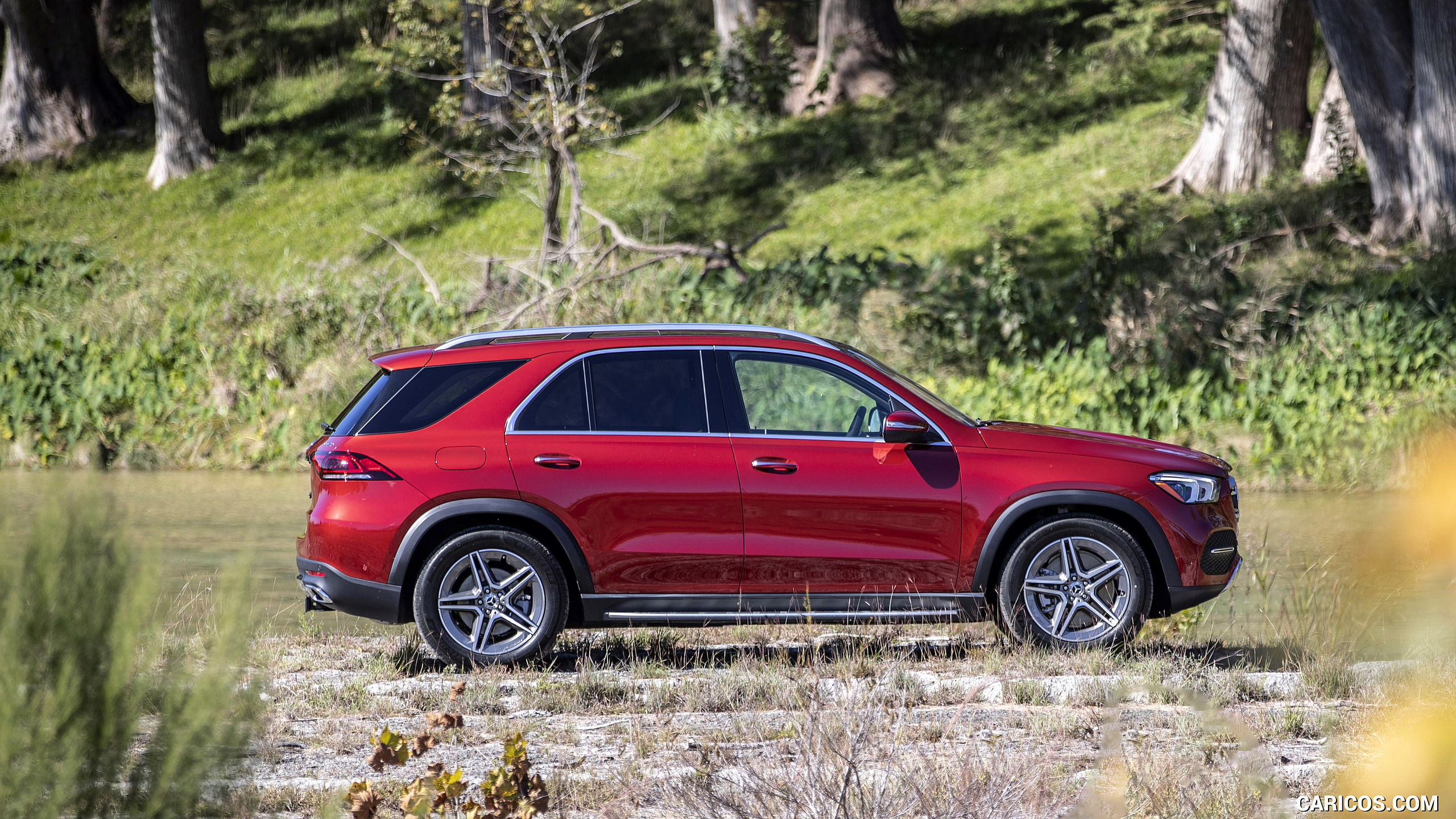 2020 Mercedes-Benz GLE 450 4MATIC (Color: Designo Hyazinth Red Metallic; US-Spec) - Off-Road, #274 of 358