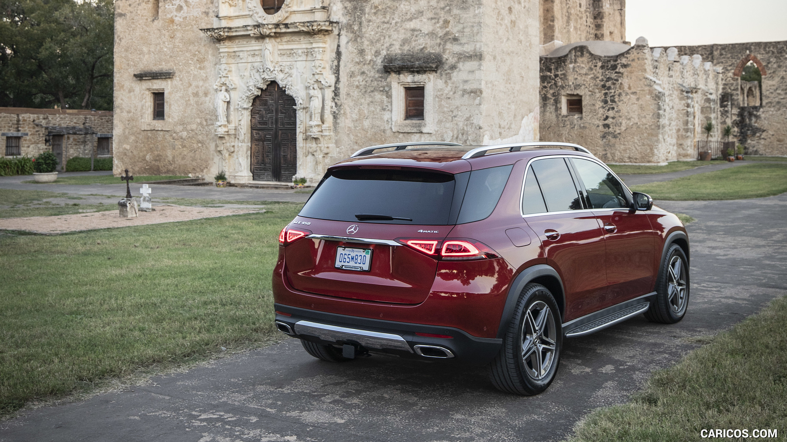 2020 Mercedes-Benz GLE 450 4MATIC (Color: Designo Hyazinth Red Metallic; US-Spec) , #302 of 358