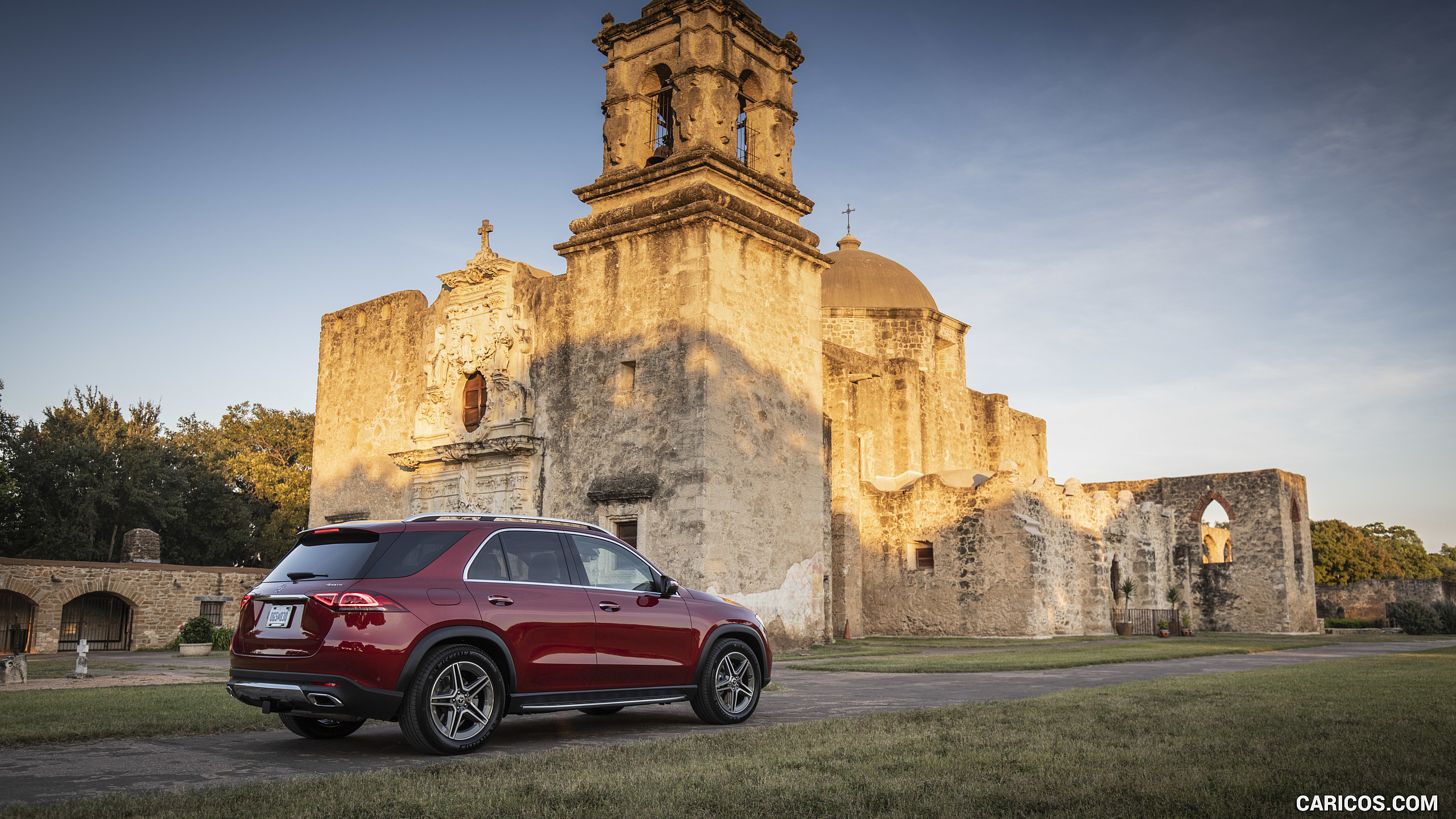 2020 Mercedes-Benz GLE 450 4MATIC (Color: Designo Hyazinth Red Metallic; US-Spec) , #307 of 358