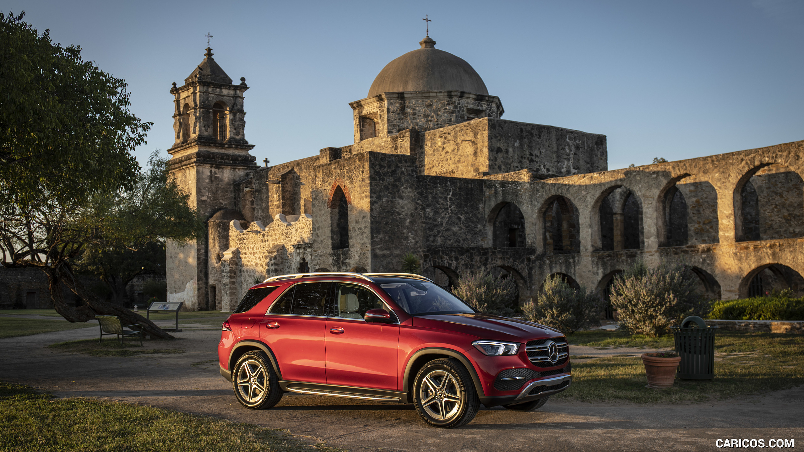 2020 Mercedes-Benz GLE 450 4MATIC (Color: Designo Hyazinth Red Metallic; US-Spec) , #310 of 358