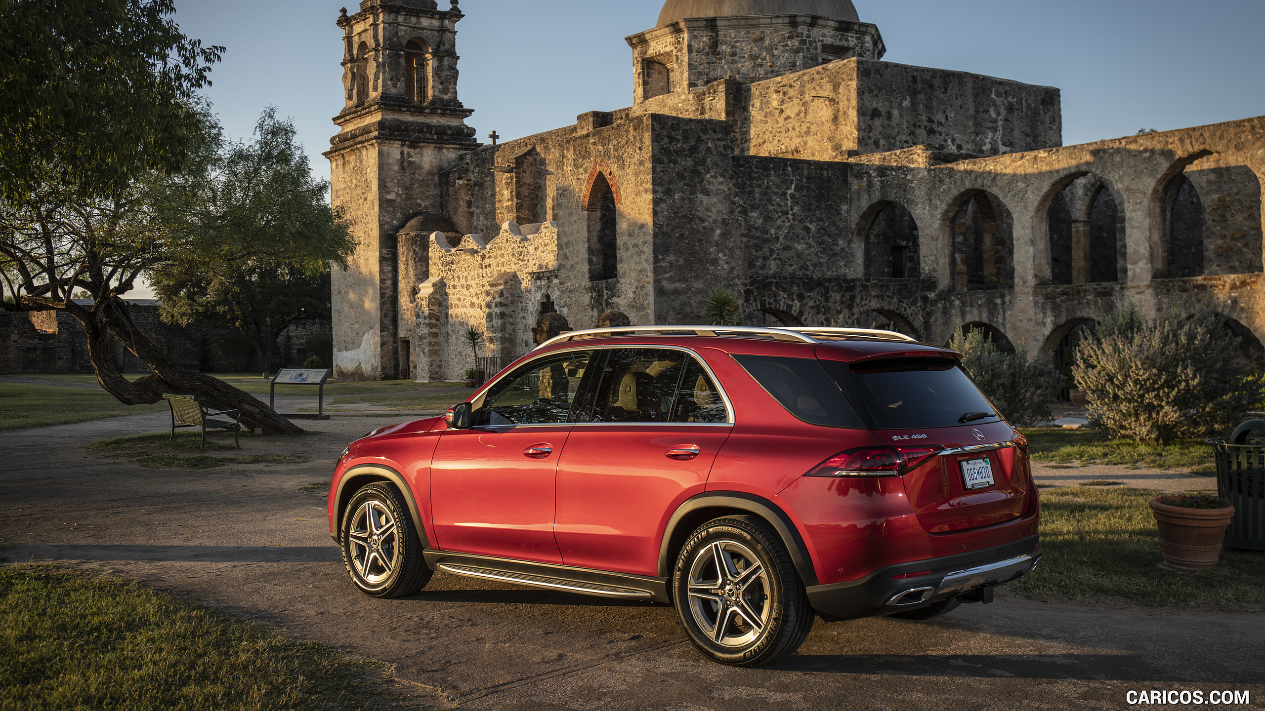 2020 Mercedes-Benz GLE 450 4MATIC (Color: Designo Hyazinth Red Metallic; US-Spec) , #318 of 358