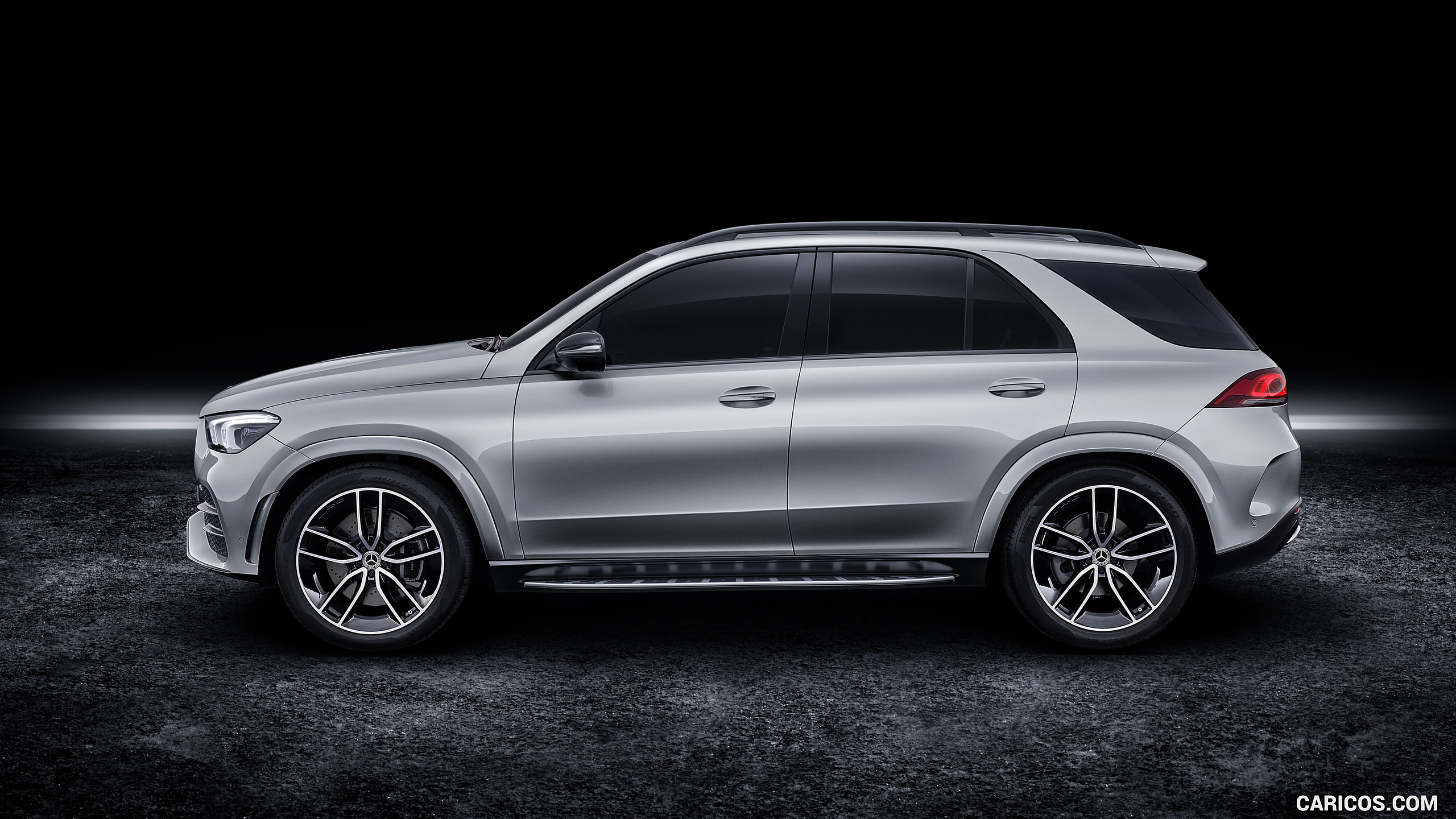 2020 Mercedes-Benz GLE AMG Line (Color: Iridium Silver) - Side, #60 of 358
