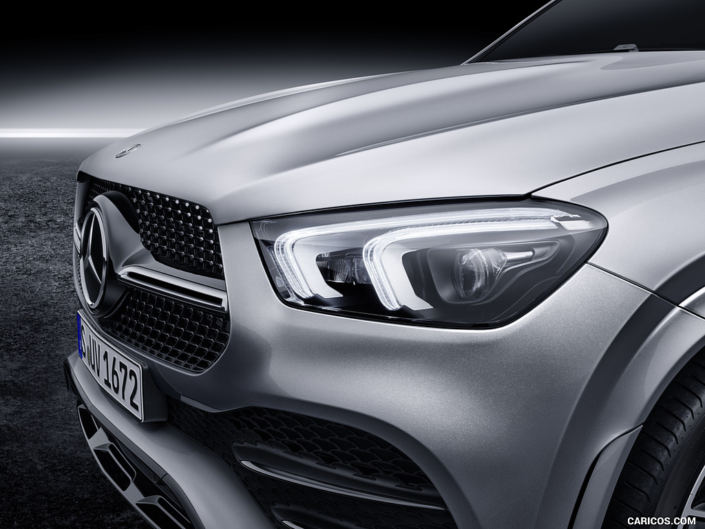 2020 Mercedes-Benz GLE AMG Line (Color: Iridium Silver) - Headlight