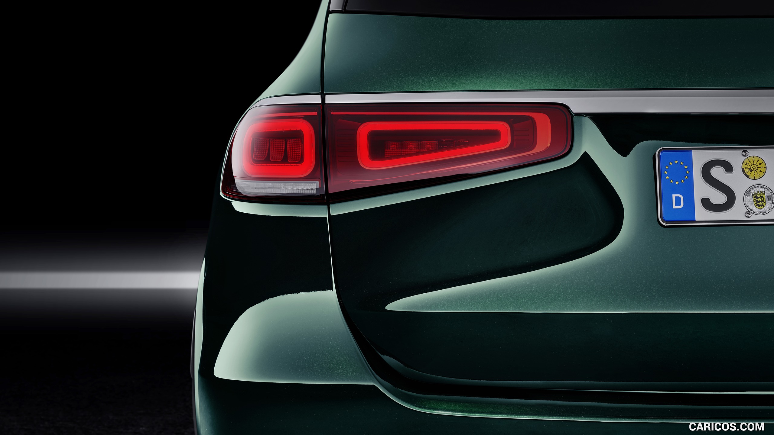 2020 Mercedes-Benz GLS (Color: Emerald Green) - Tail Light, #88 of 427