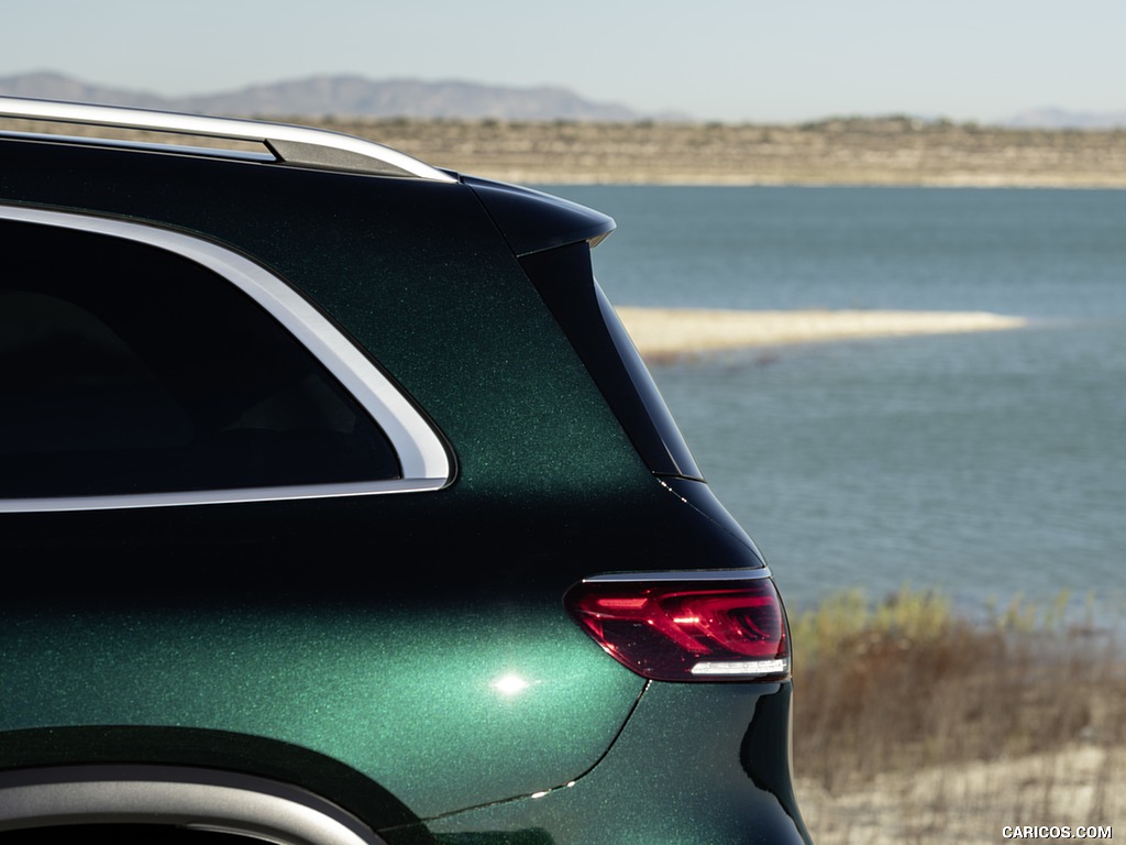 2020 Mercedes-Benz GLS (Color: Emerald Green) - Detail