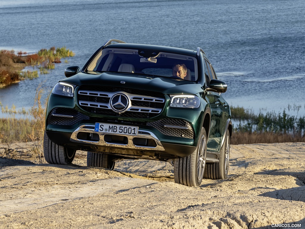 2020 Mercedes-Benz GLS (Color: Emerald Green) - Off-Road