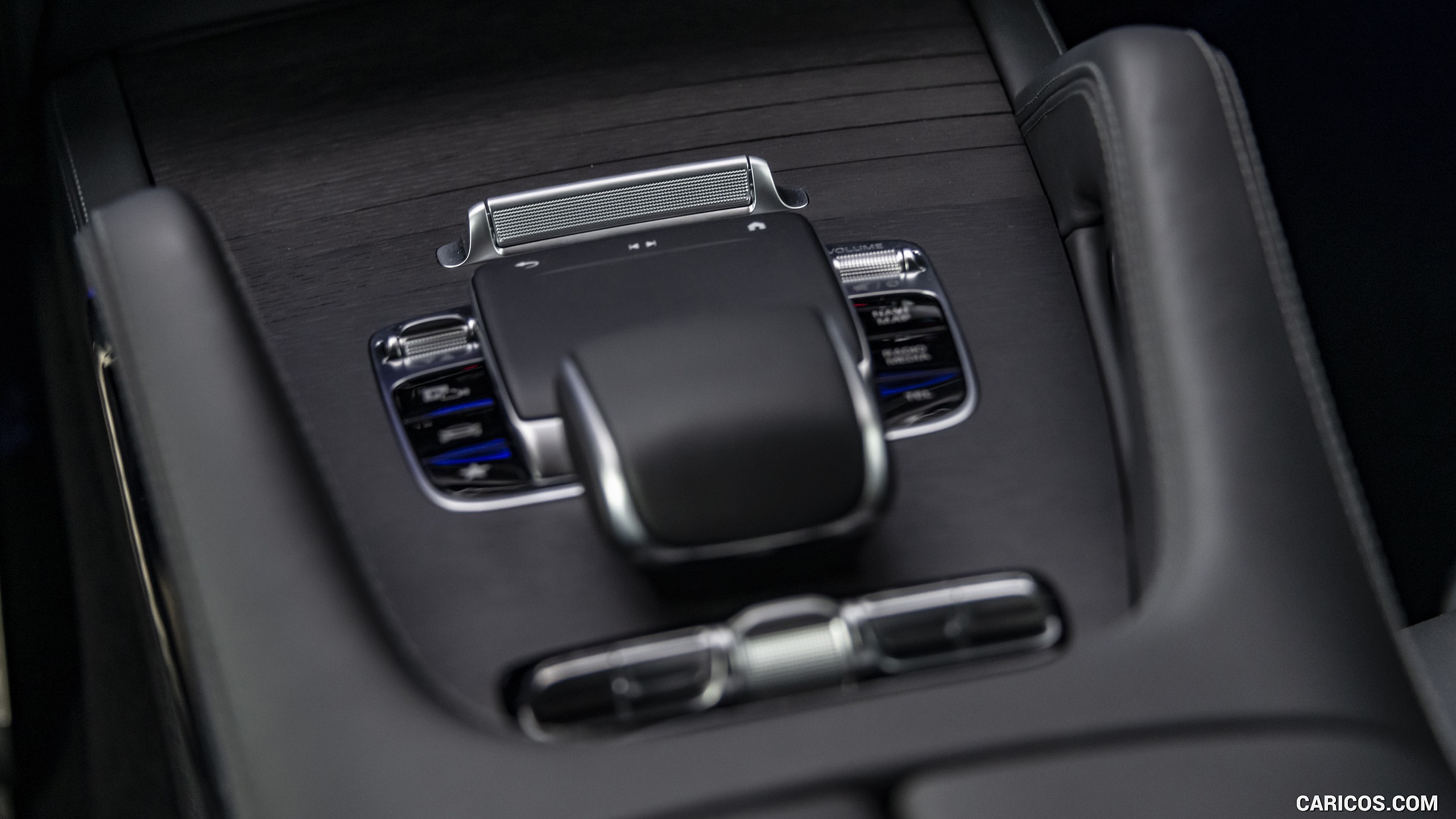 2020 Mercedes-Benz GLS 580 (Color: Cavansite Blue; US-Spec) - Interior, Detail, #374 of 427