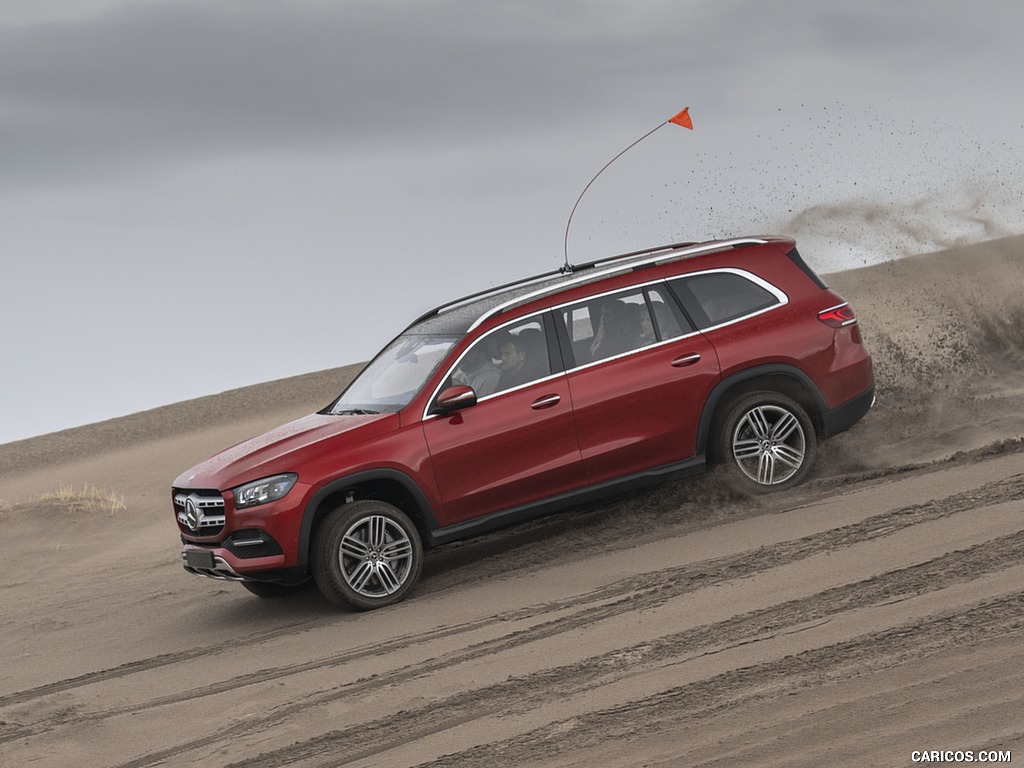 2020 Mercedes-Benz GLS 580 4MATIC (US-Spec) - Off-Road