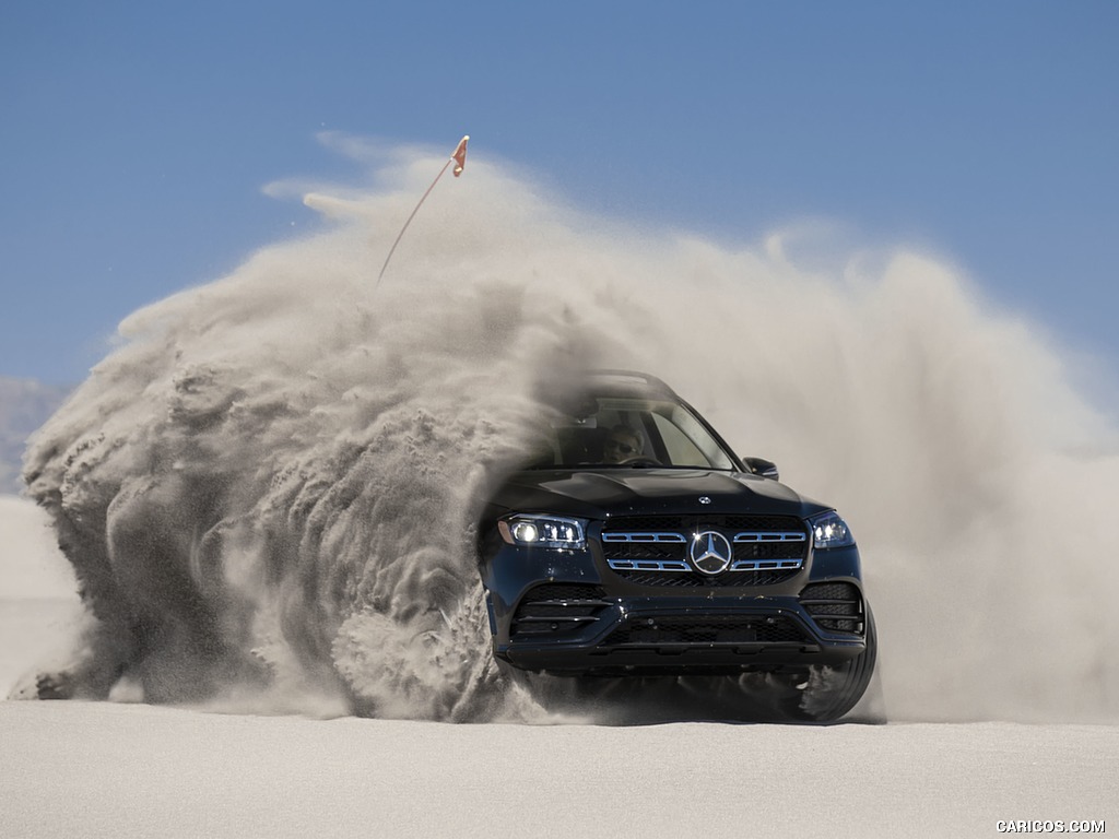 2020 Mercedes-Benz GLS 580 4MATIC (US-Spec) - Off-Road