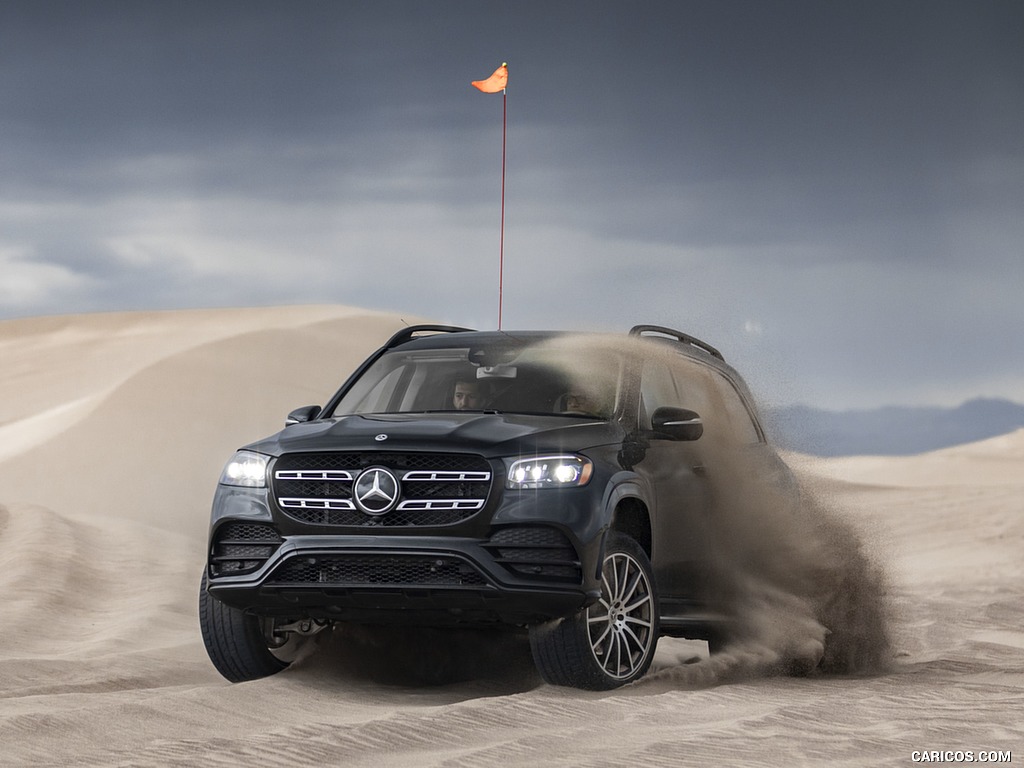 2020 Mercedes-Benz GLS 580 4MATIC (US-Spec) - Off-Road