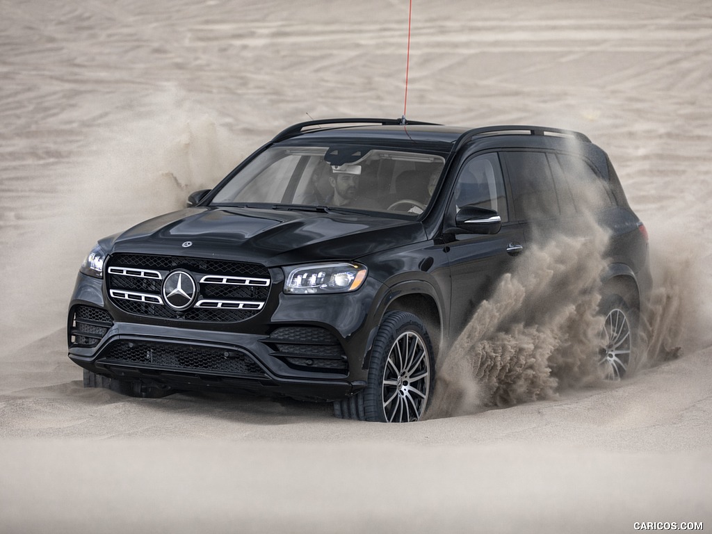 2020 Mercedes-Benz GLS 580 4MATIC (US-Spec) - Off-Road