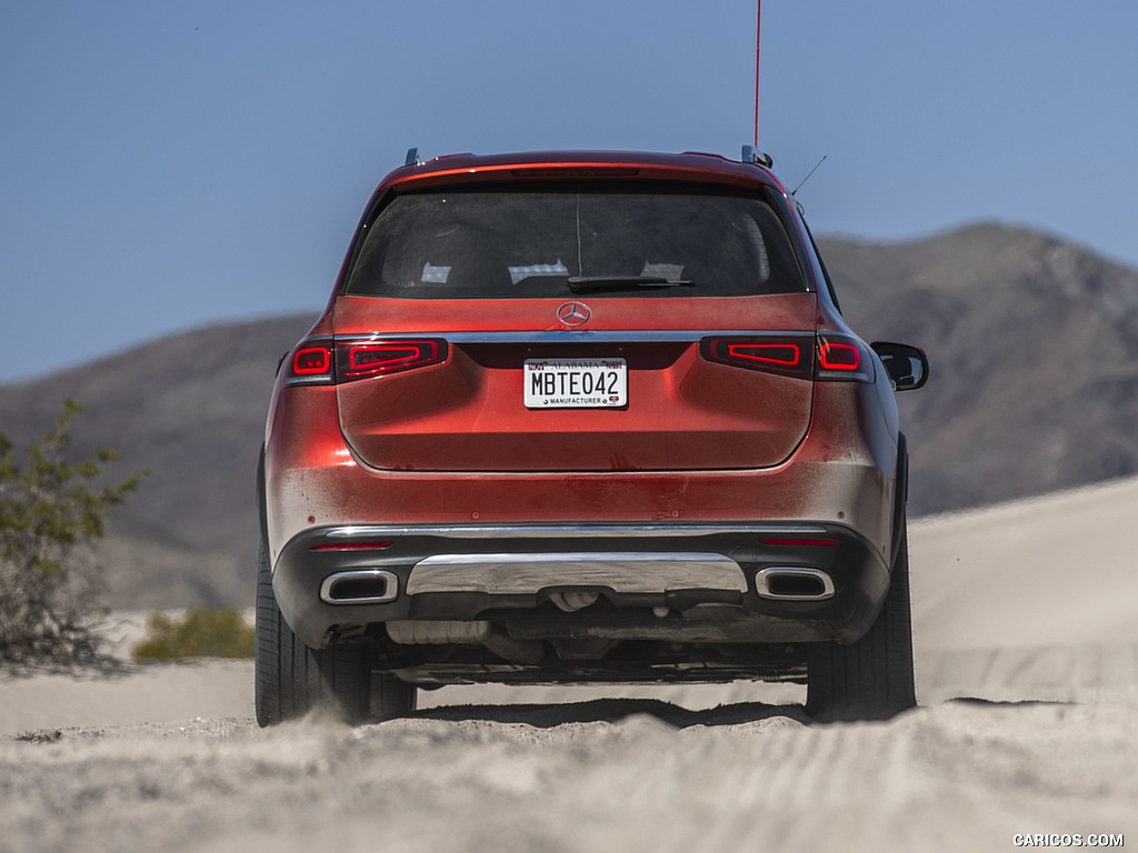 2020 Mercedes-Benz GLS 580 4MATIC (US-Spec) - Rear