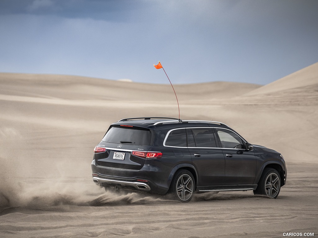 2020 Mercedes-Benz GLS 580 4MATIC (US-Spec) - Rear Three-Quarter