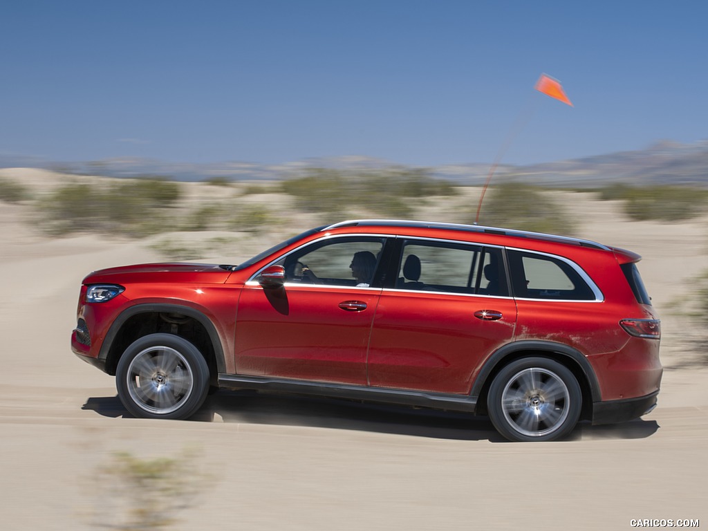 2020 Mercedes-Benz GLS 580 4MATIC (US-Spec) - Side