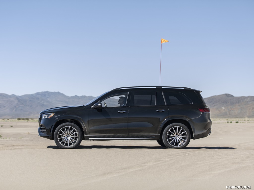 2020 Mercedes-Benz GLS 580 4MATIC (US-Spec) - Side