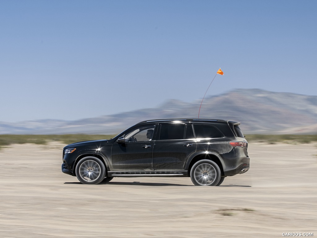 2020 Mercedes-Benz GLS 580 4MATIC (US-Spec) - Side