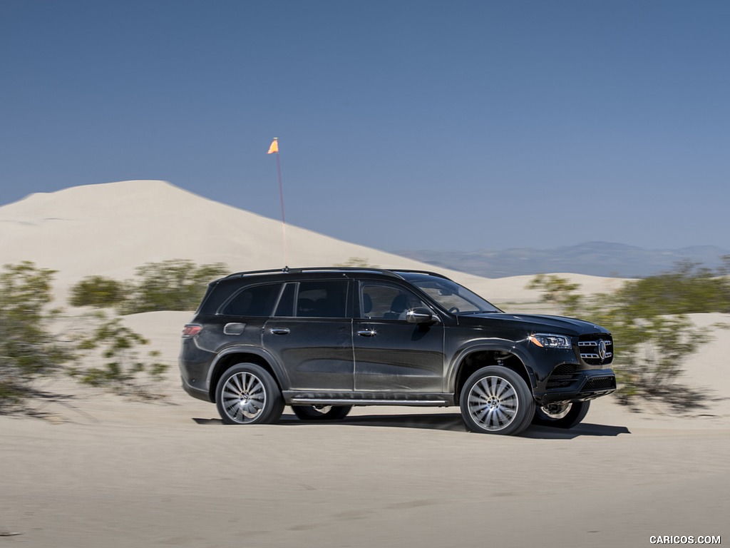 2020 Mercedes-Benz GLS 580 4MATIC (US-Spec) - Side