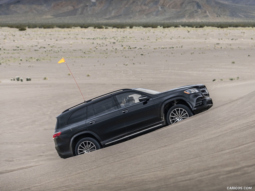 2020 Mercedes-Benz GLS 580 4MATIC (US-Spec) - Side