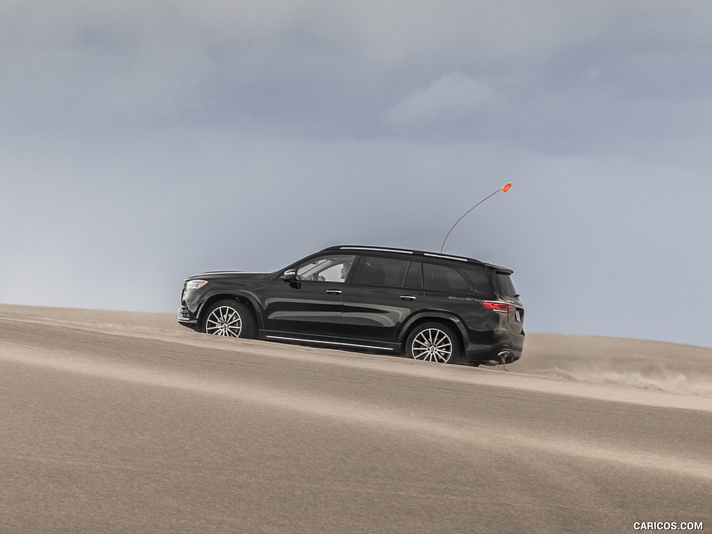 2020 Mercedes-Benz GLS 580 4MATIC (US-Spec) - Side