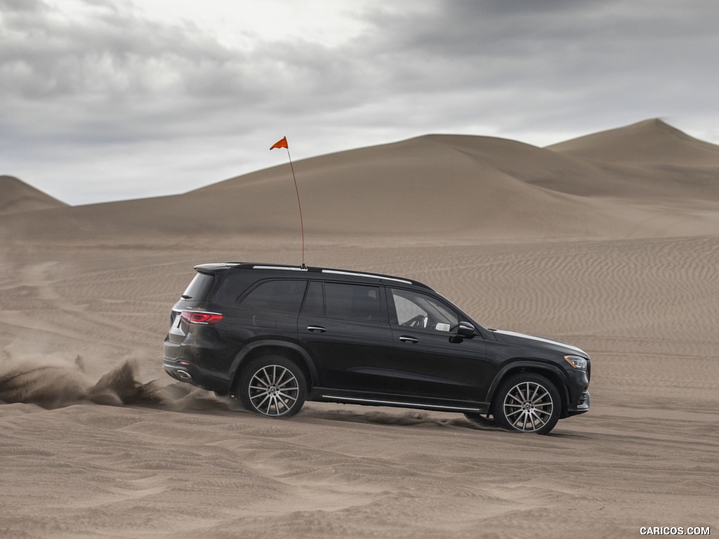 2020 Mercedes-Benz GLS 580 4MATIC (US-Spec) - Side