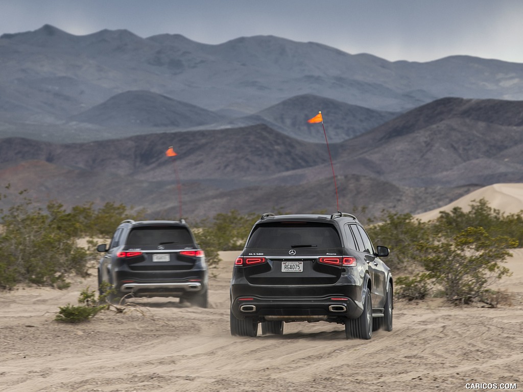 2020 Mercedes-Benz GLS 580 4MATIC (US-Spec) 