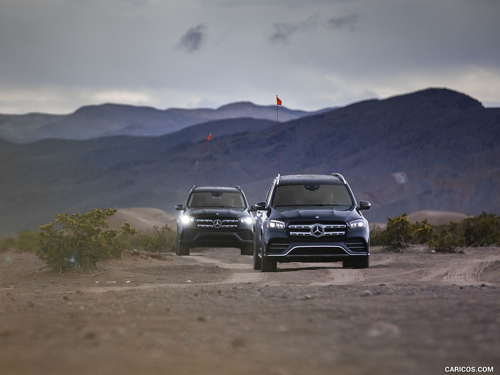 2020 Mercedes-Benz GLS 580 4MATIC (US-Spec) 